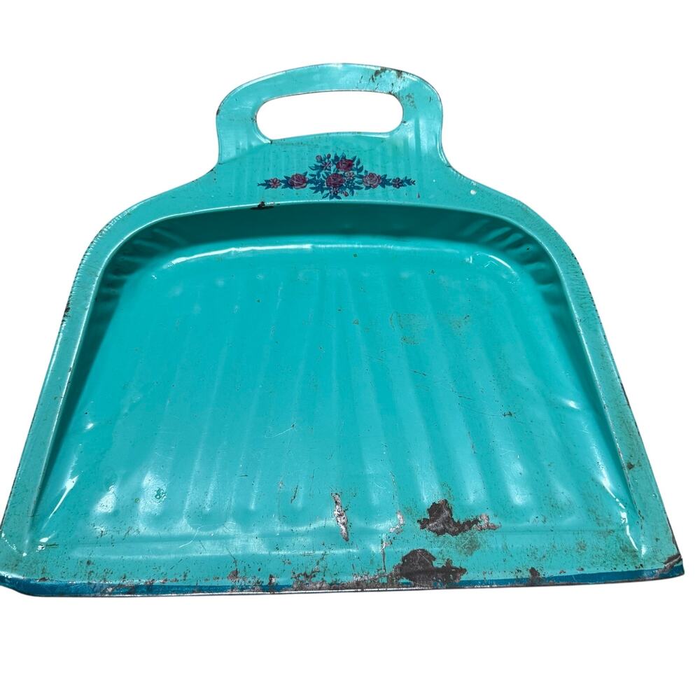 Vintage Metal Dustpan Robins Egg Blue Pink Flowers Cottage Core Housekeeping